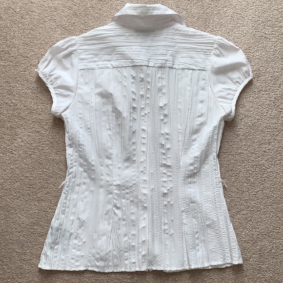 Vintage Ruffled Style Button Down Blouse - Picture 5 of 8